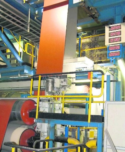 Imagen de la línea de pintura de ArcelorMittal de Avilés. 