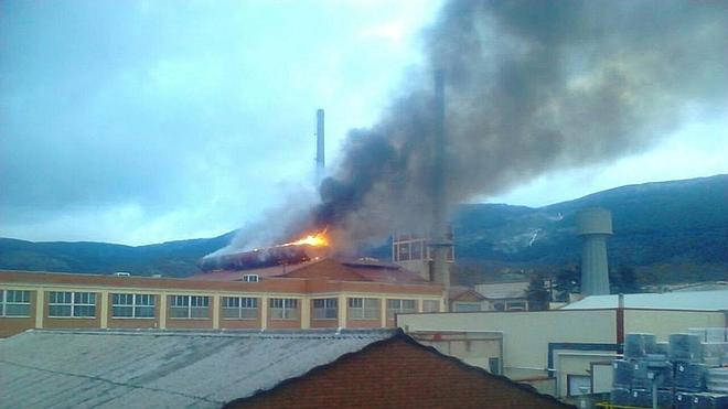 Incendio en la fábrica de cristales de La Granja