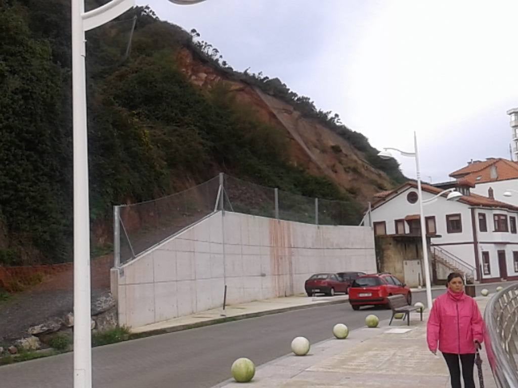 Zona del paseo en la que se produjeron los desprendimientos. 