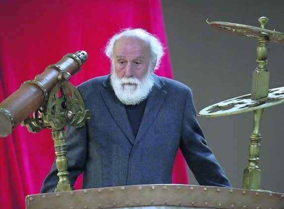 Carlos Álvarez-Nóvoa, durante la inauguración. 