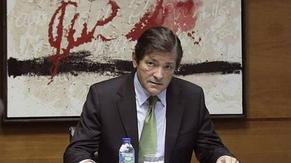 Javier Fernández espera presentar la Ley de Servicios Sociales «cuanto antes»