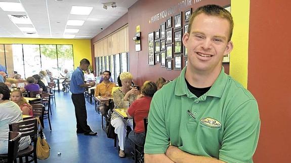 ¿Quieres emocionarte? Conoce a Tim Harris