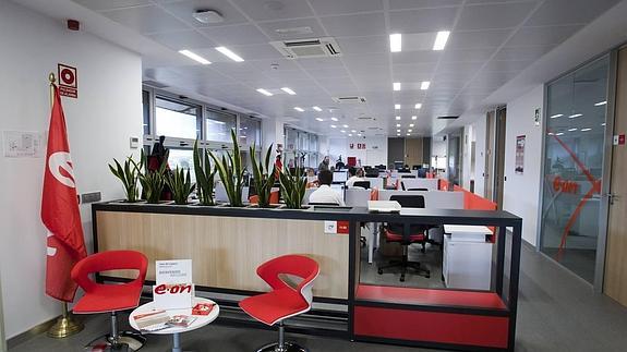 Cinco consejos para mejorar la iluminación de tu empresa