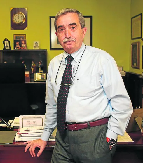 José Manuel Valdés Loredo, ayer, en su despacho.