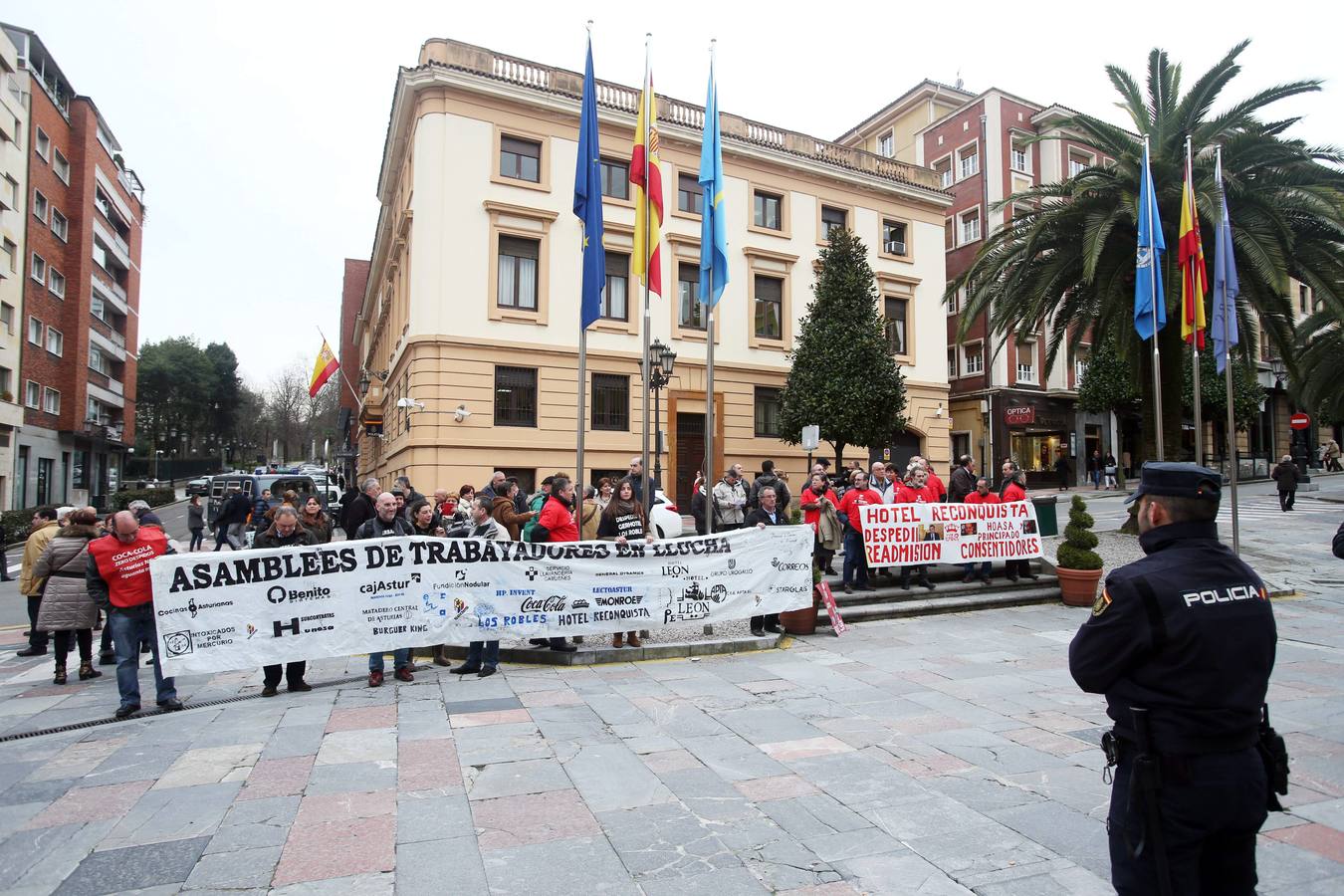 Protesta de los trabajadores del Hotel de la Reconquista
