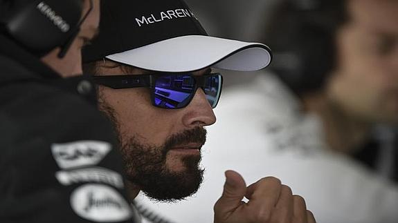 Alonso: «Espero acabar la carrera»