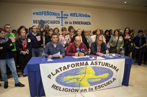 Un momento de la rueda de prensa de la plataforma. 