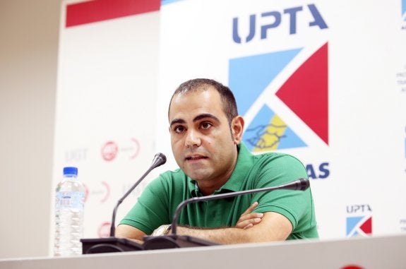 Manuel Prieto, ayer, durante la rueda de prensa. 