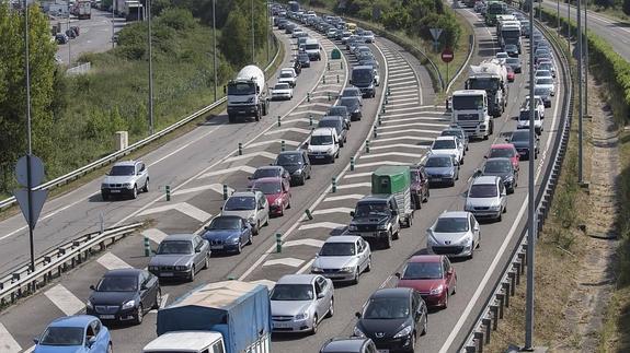 Tráfico prevé 105.000 desplazamientos por carretera en Asturias este fin de semana