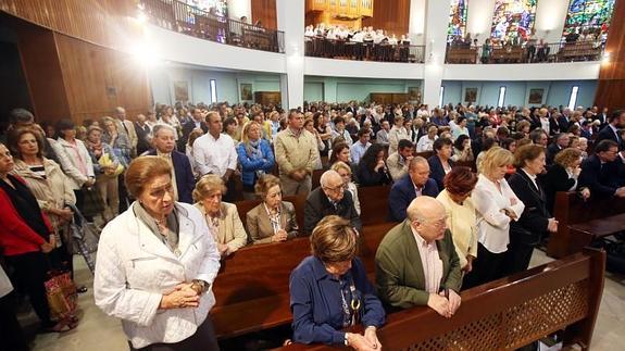 El funeral por la joven fallecida.