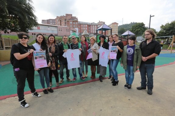 Presentación de la iniciativa 'Mechones solidarios'. 