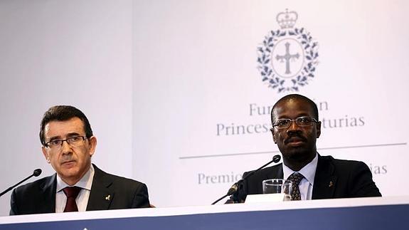 Jesús Etayo y Pascual Ahodegnon, en la rueda de prensa de hoy en Oviedo.