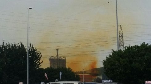 La nube denunciada en julio por los ecologistas.