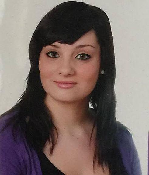 Katia Esteban, en una imagen publicada por su padre junto a la carta.