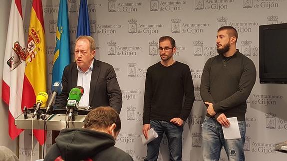 Aurelio Martín, Álvaro Granda (CMX) y Adrián Arias (FAV). 