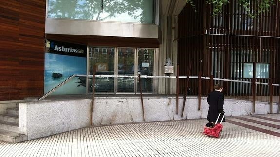 La delegación del Principado en Madrid, cerrada desde 2011.