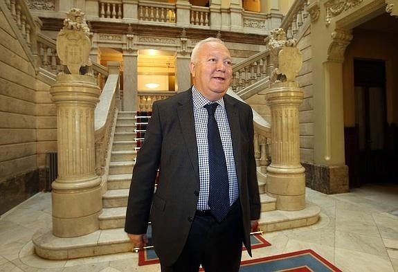 Miguel Ángel Moratinos, hoy, en la Junta General de Principado.