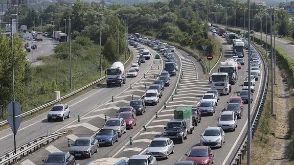 Retenciones a la salida de Oviedo.