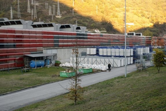 La planta que Rioglass Solar tiene en Mieres. 