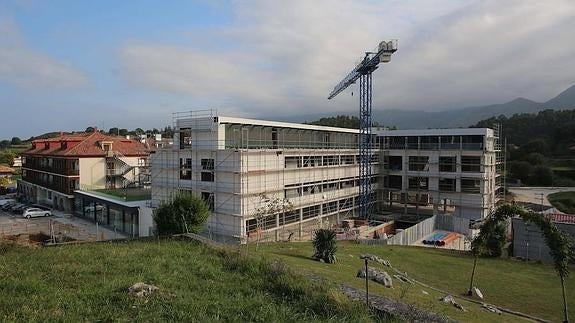 Obras paralizadas del hotel Kaype.