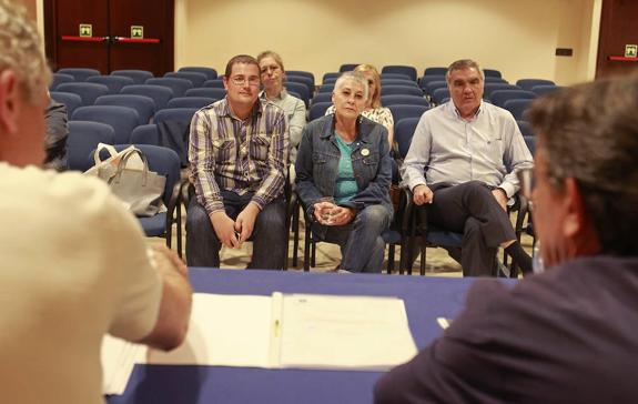 Un momento de la asamblea de la SOF en el Auditorio. 