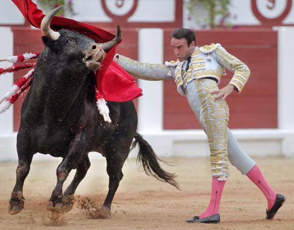 Ponce, en la plaza de toros de Gijón. 