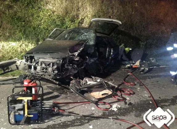 Estado en que quedó uno de los vehículos implicados en el accidente.