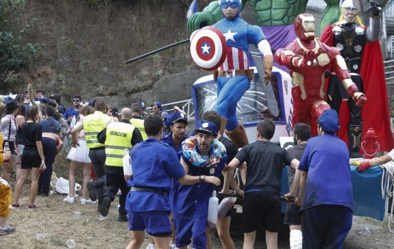 Laviana defiende su Descenso Folklórico