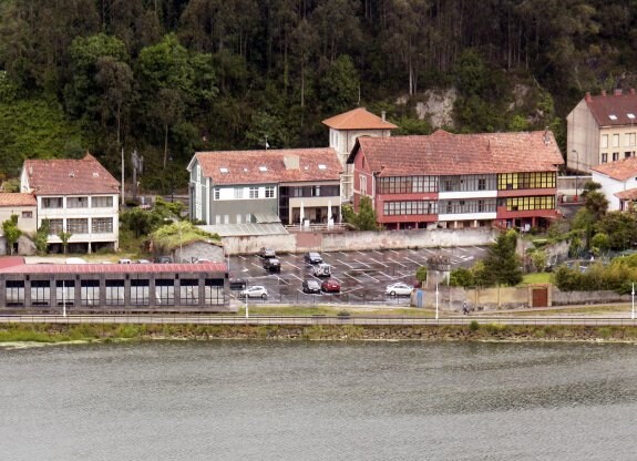 Parcela donde se quiere levantar el aparcamiento en altura. 