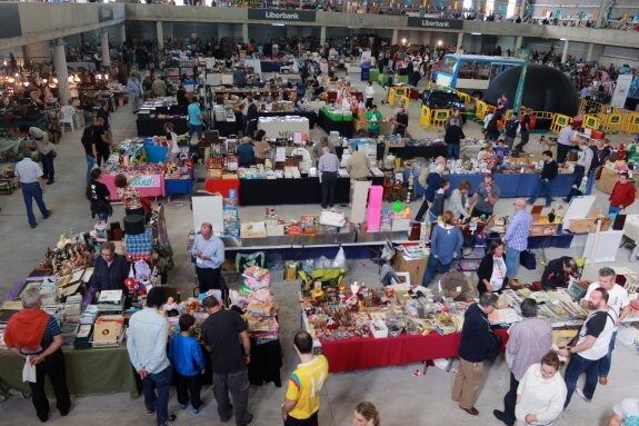 Más de 150 expositores en la Feria del Coleccionismo