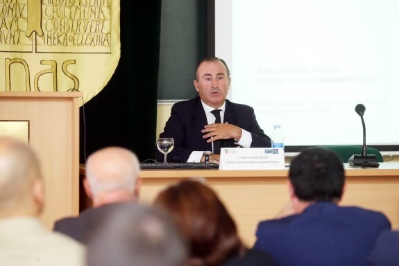 Pablo Junceda, ayer, durante su conferencia. 