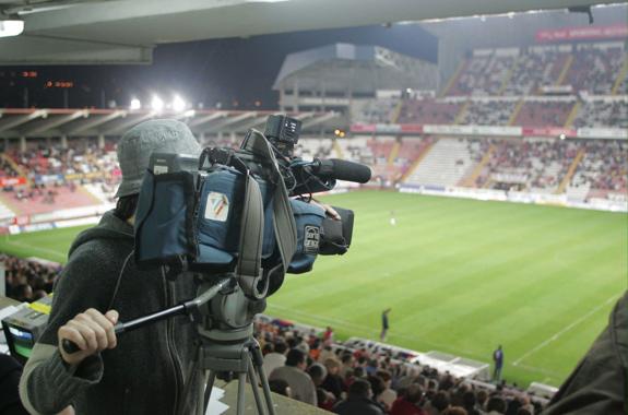 El fútbol televisado es más caro en España