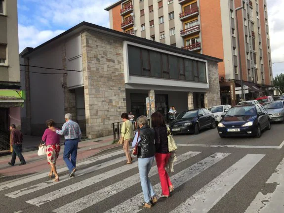 El PP propone habilitar el edificio del Cinema Siero. 