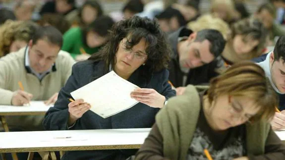 Aspirantes a un examen sanitario en Vizcaya.