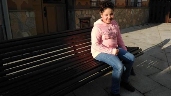 La pequeña que ayudó a los bomberos a rescatar a su madre. 