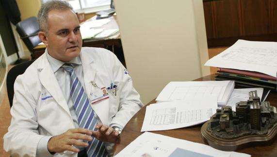 Luis Hevia se lleva al HUCA a la cúpula directiva con la que ya trabajó en Gijón