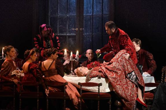 Un momento de la función de 'Rigoletto'. 