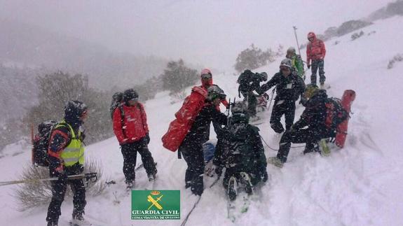 Rescatan a dos esquiadores heridos que participaban en la Prueba Deportiva de Sky Cuitu Negru