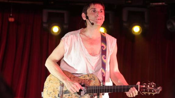 Concierto de Albert Pla en la sala Acapulco de Gijón.