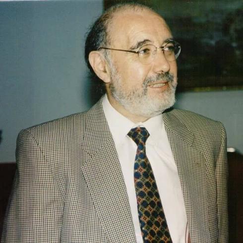 El profesor Isaac González fue asesinado por su exyerno. 