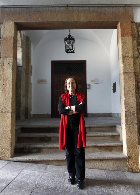 Ana Cano posa en la sede de la Academia. 