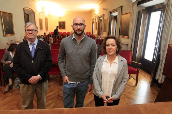 Tomás Emilio Díaz, Pablo Valenzuela y María José Domínguez. 