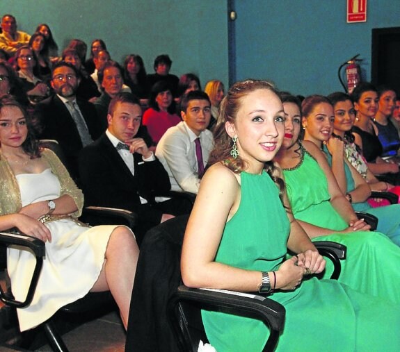 Graduación de alumnos del IES de Corvera en El Llar