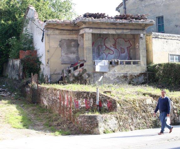 Un solar abandonado en La Tenderina. 