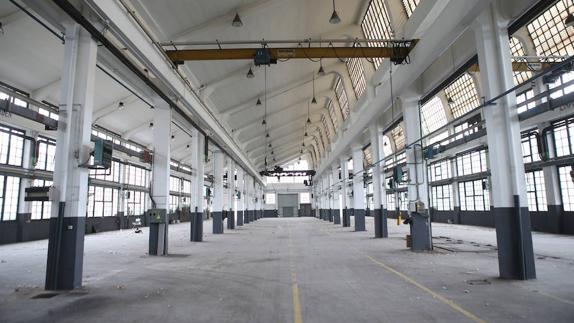 Instalaciones abandonadas de la fábrica de armas de La Vega.