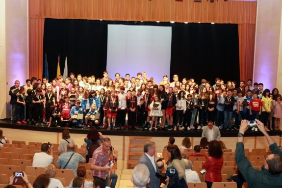 Mieres celebra la novena gala en honor a sus deportistas