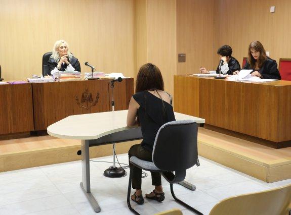 N. C. M. P., ayer, en el juzgado de lo Penal 2. 