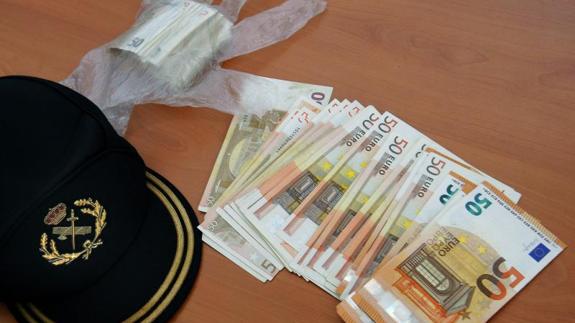 Billetes recuperados por la Guardia Civil. 