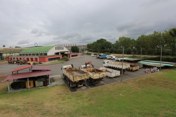 Parque de servicios que el Ayuntamiento de Avilés tiene en el PEPA. 