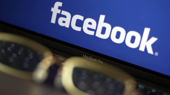 Se enfrentan a un año de prisión por crear un perfil de Facebook a nombre de otra persona